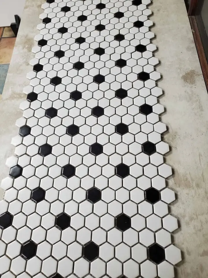 1 inch Black and White Hex Mosaic, photo 4