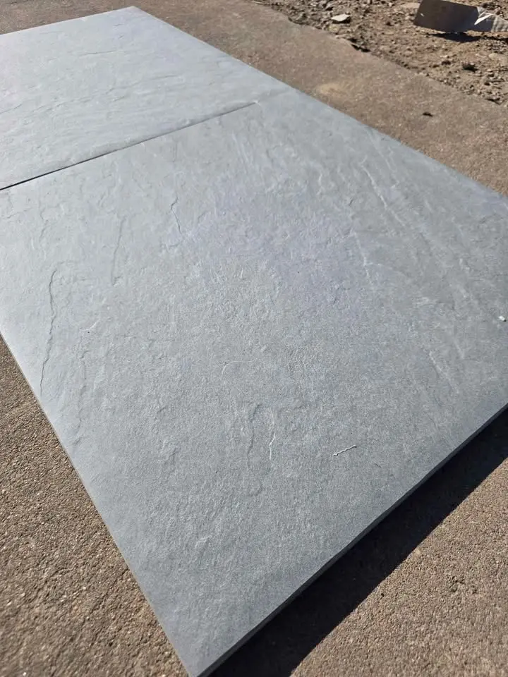 24 x 24 Cleft Bluestone Pavers, 2 cm Porcelain, photo 2
