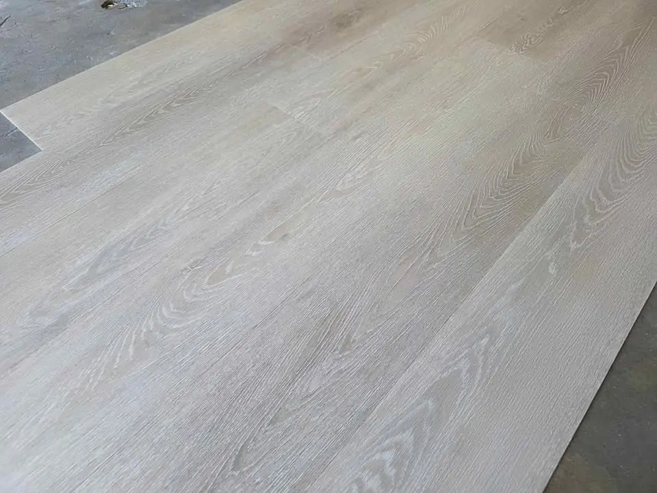 28 Mil Commercial LVP, Glue Down (Style 1), photo 2
