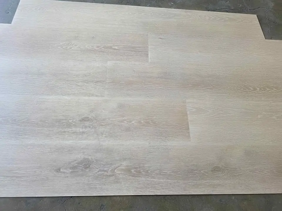 28 Mil Commercial LVP, Glue Down (Style 2), photo 3