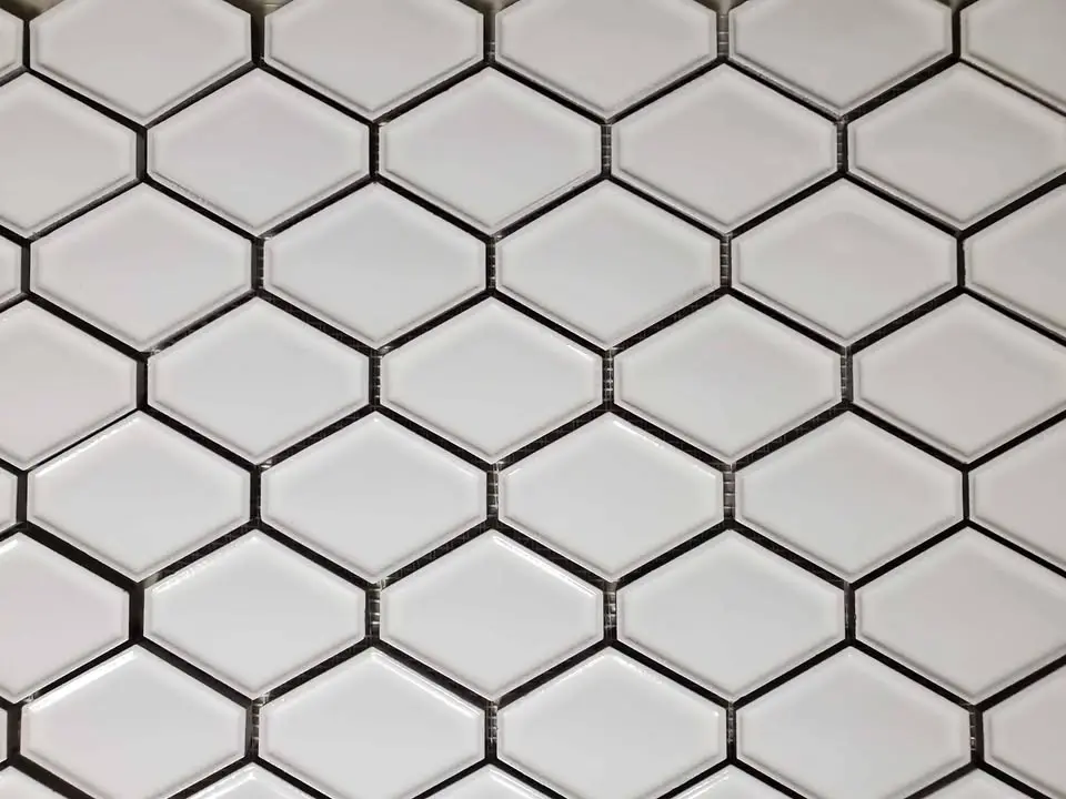 3D Hex Clipped Diamond Mosaic, Snow White, photo 3