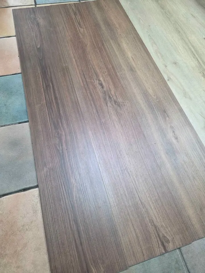 AHF American Walnut 9.5 x 60 22mil, photo 4