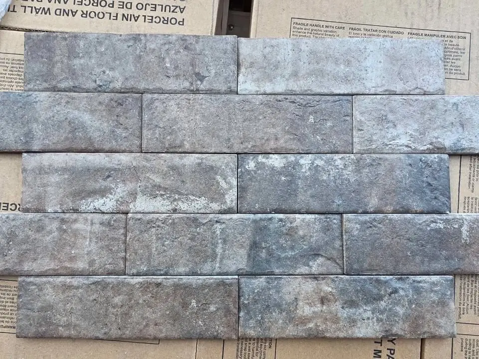 Daltile Brickworks 2 x 8 Brick-Look Wall Tile (BW05), photo 3