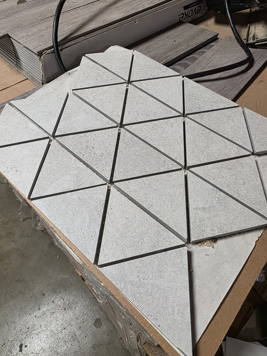 Daltile Conkreto White