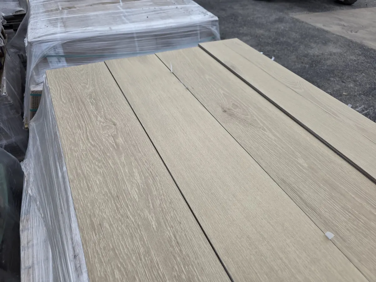 Daltile Westmere Beige 8 x 40
