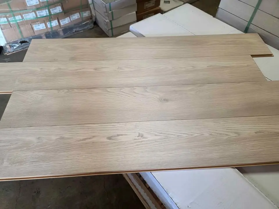 Laminate, 12 mm, Light Oak, Made in USA, photo 5