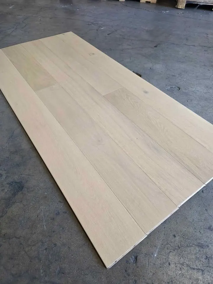 Mohawk Isle Oak 3/8 x 7