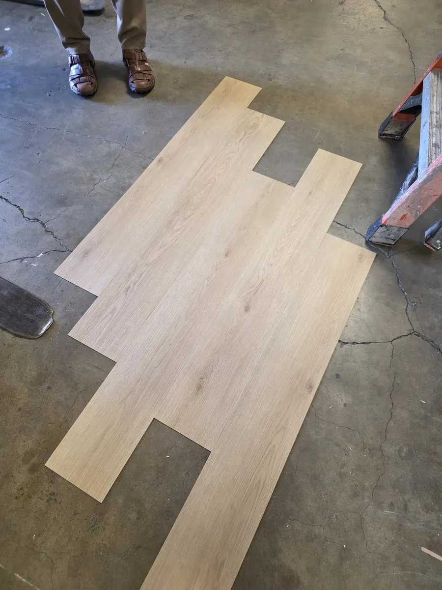 Selva Flooring LVP Sand Dollar Oak 7.25 x 48 2mm 12mil, photo 2