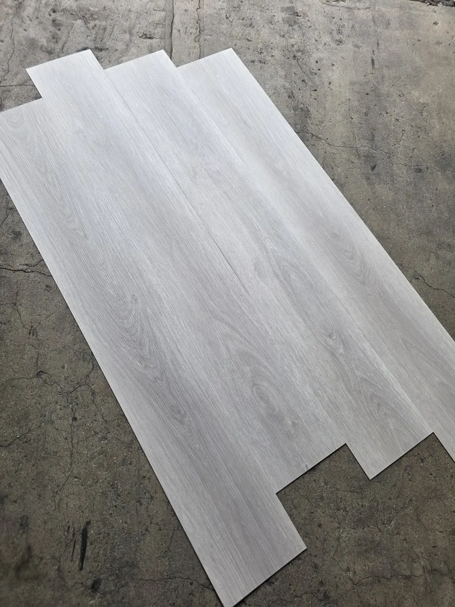 Selva Flooring LVP Stellar Gray 7.25 x 48 2mm 12mil, photo 2